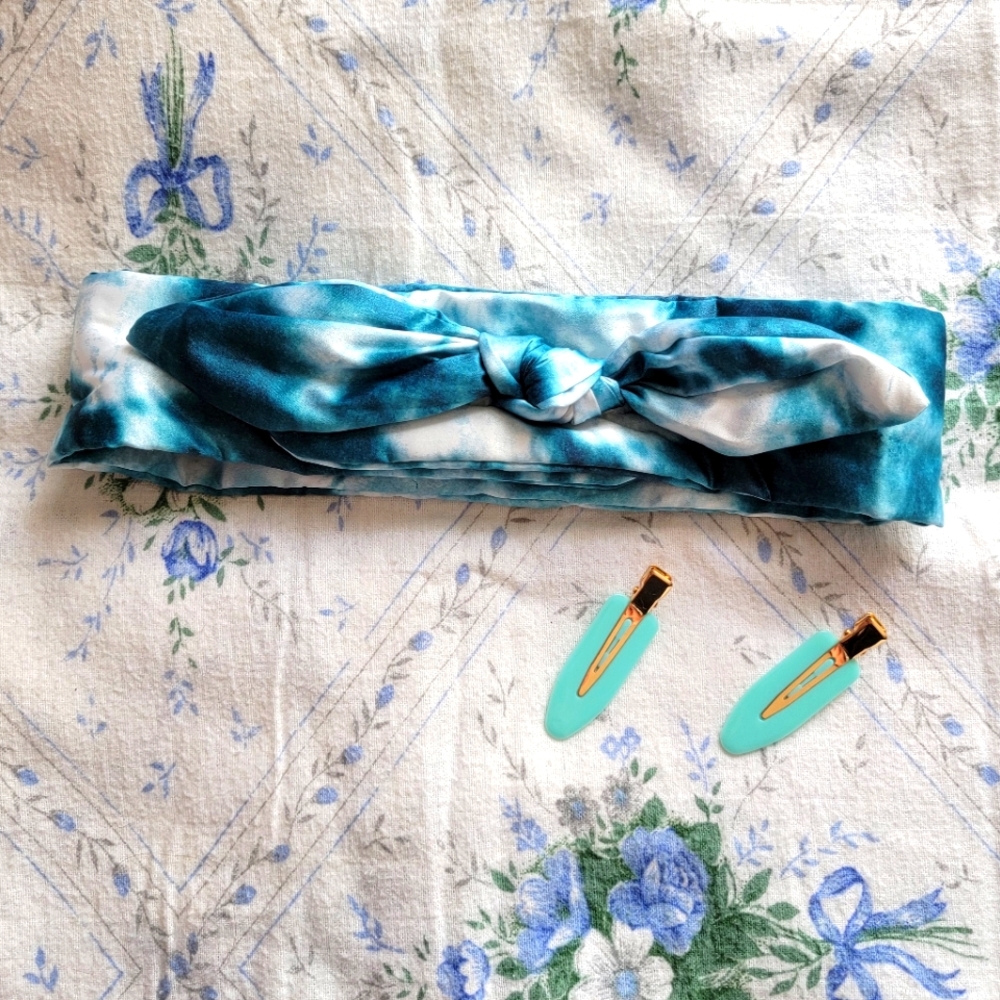 💰🌟 3 for $13 NWOT Spa Headband and 2 Clips